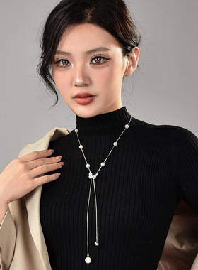 厂家直销蝴蝶项链女2024新款满天星人造珍珠长款毛衣链轻奢高级感