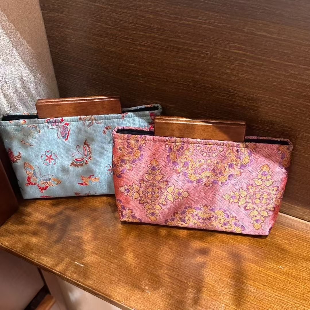 新中式宋锦蜀锦桑蚕丝水桶包女抽绳手提包国风丝绸包包,淘宝优惠券,粉丝福利购,淘宝优惠卷