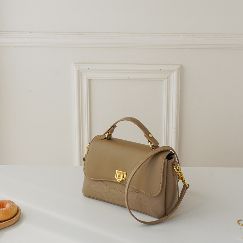 轻奢大气包包女2025新款高级感礼物妈妈包百搭通勤手提单肩斜挎包,淘宝优惠券,粉丝福利购,淘宝优惠卷