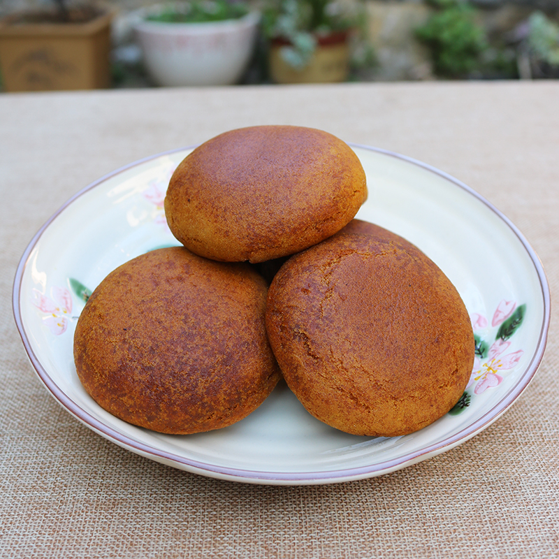 麻依食品厂小荞饼云南特产豆沙月饼早餐整箱荞麦饼荞三香休闲零食-图0