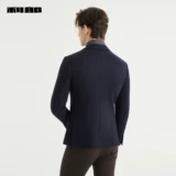 Шерстяная осенняя приталенная куртка для отдыха