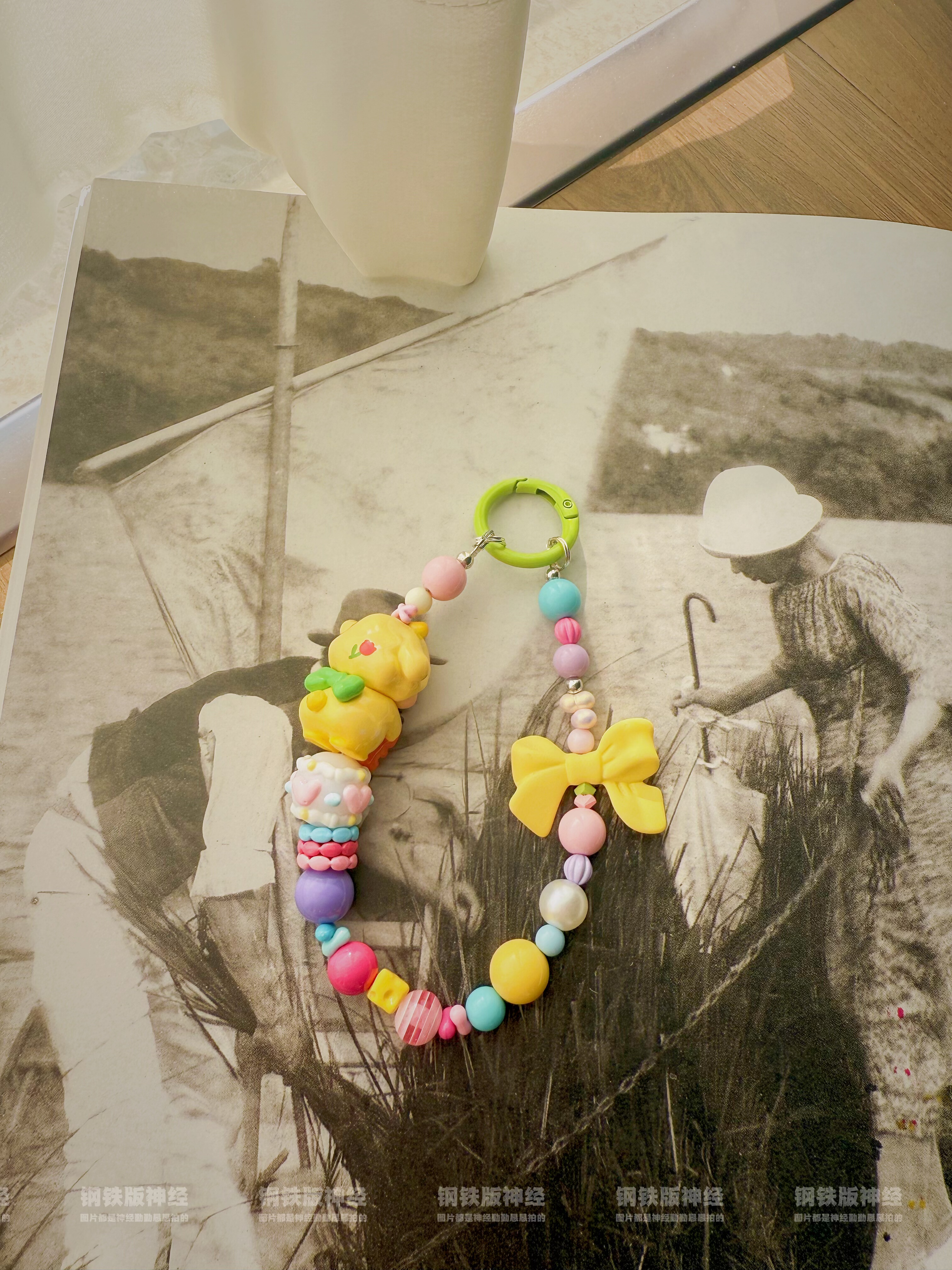 神经手作孤品噜噜狗宝宝日记小王子童趣风彩色元气串珠手机链包挂,淘宝优惠券,粉丝福利购,淘宝优惠卷