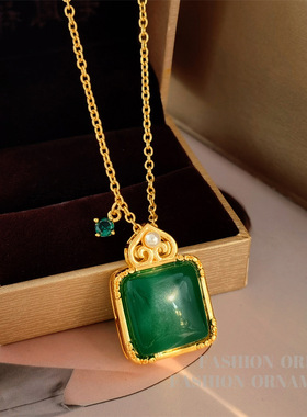 原创个性复古祖母绿色吊坠项链时尚简约颈链小众秋冬毛衣链女