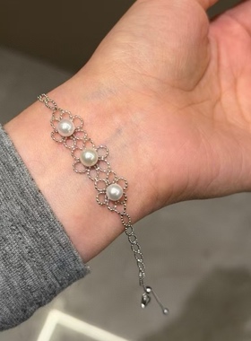 s925银蕾丝花手链，5-6mm淡水ak正圆几乎无瑕品质