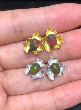 s925银镶天然欧泊吊坠，独角兽造型