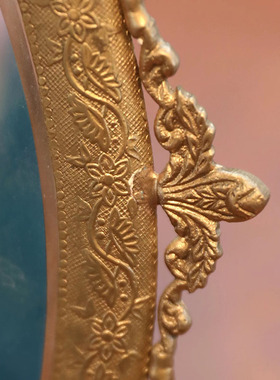 镜子/印度进口黄铜装饰花边宫廷风雕花梳妆镜复古摆件24*31.5cm