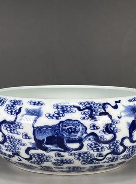 文玩瓷器捡漏陶瓷用品收藏大清乾隆年制青花狮子图纹笔洗
