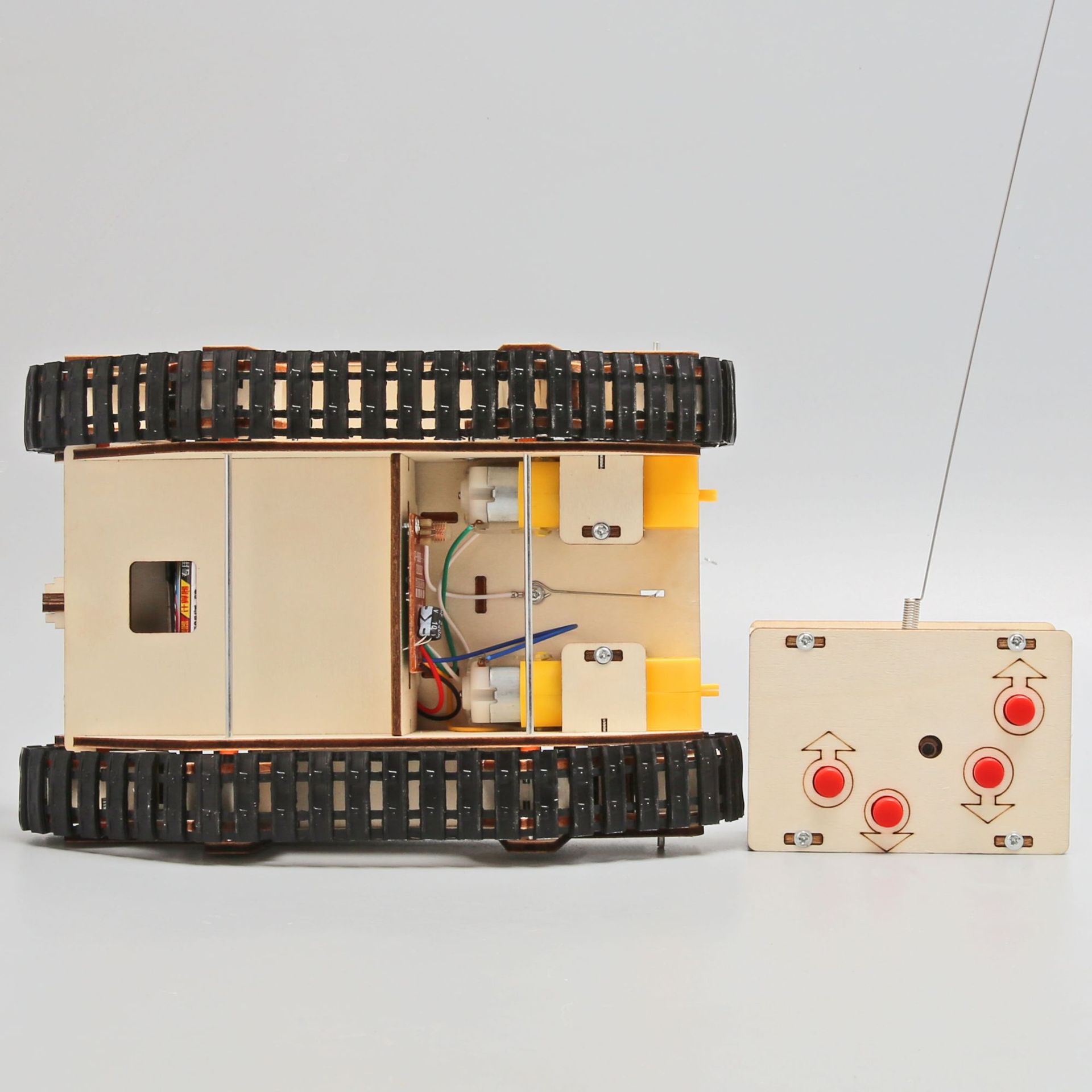 科技小制作遥控变向坦克儿童科学实验教玩具小学生DIY手工材料包 - 图2