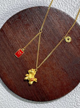 s925纯银镀黄金色马上有钱吊坠项链小马珐琅生肖马红包女锁骨链子