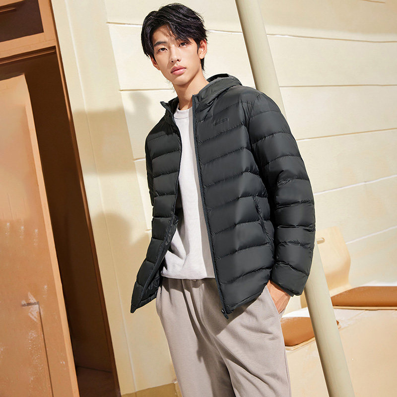 361短款羽绒服男士2024冬季新款轻薄连帽防风保暖运动外套男冬装