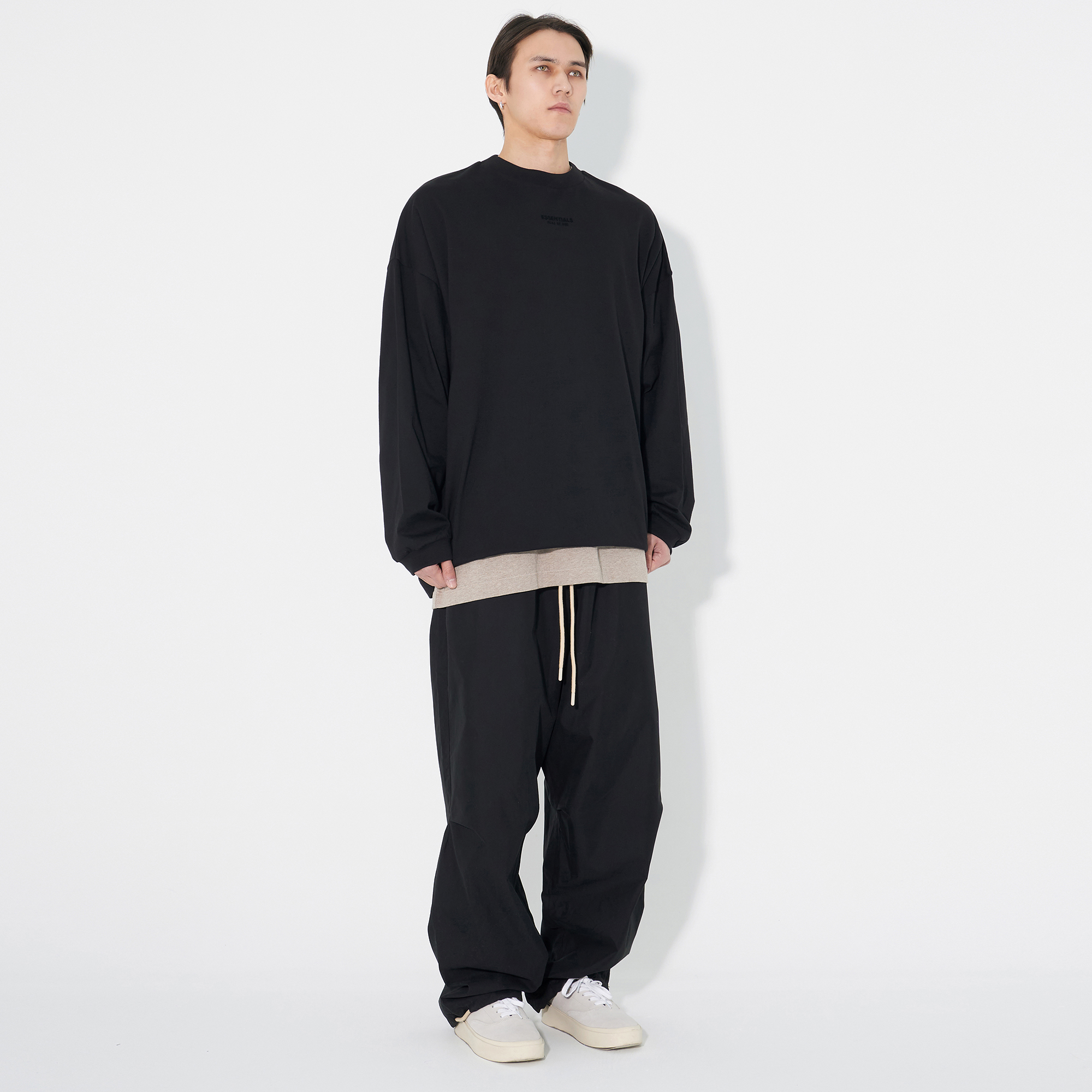 Fear Of God Essentials 23FW 春季宽松纯色休闲直筒长裤卫裤男士 - 图1