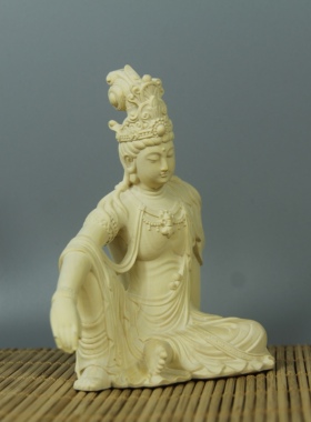 黄杨木精雕自在观音菩萨佛像家用办公寺庙供奉神像摆件家居装饰品