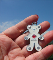 Local Canada Buy Souvenir Key Button Little Bear Maple Leaf CANADA Water Drill Hand Letter Gift