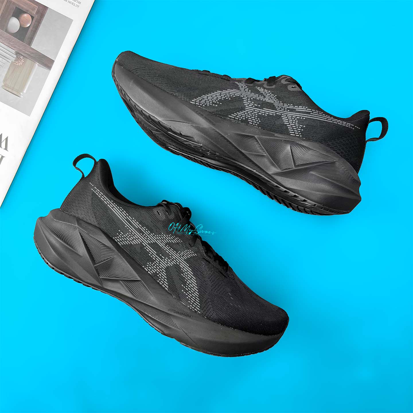 ASICS NOVABLAST5低帮男鞋2E宽楦全黑轻量缓震透气跑鞋1011B974