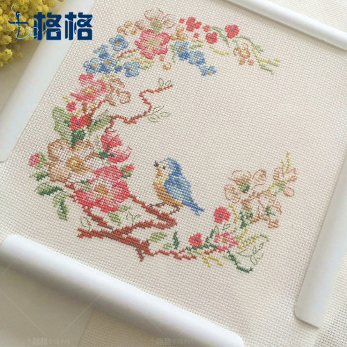 法国DMC十字绣套件 客厅 餐厅 沙发靠垫 新品 绚烂枝头小鸟 抱枕 - 图0