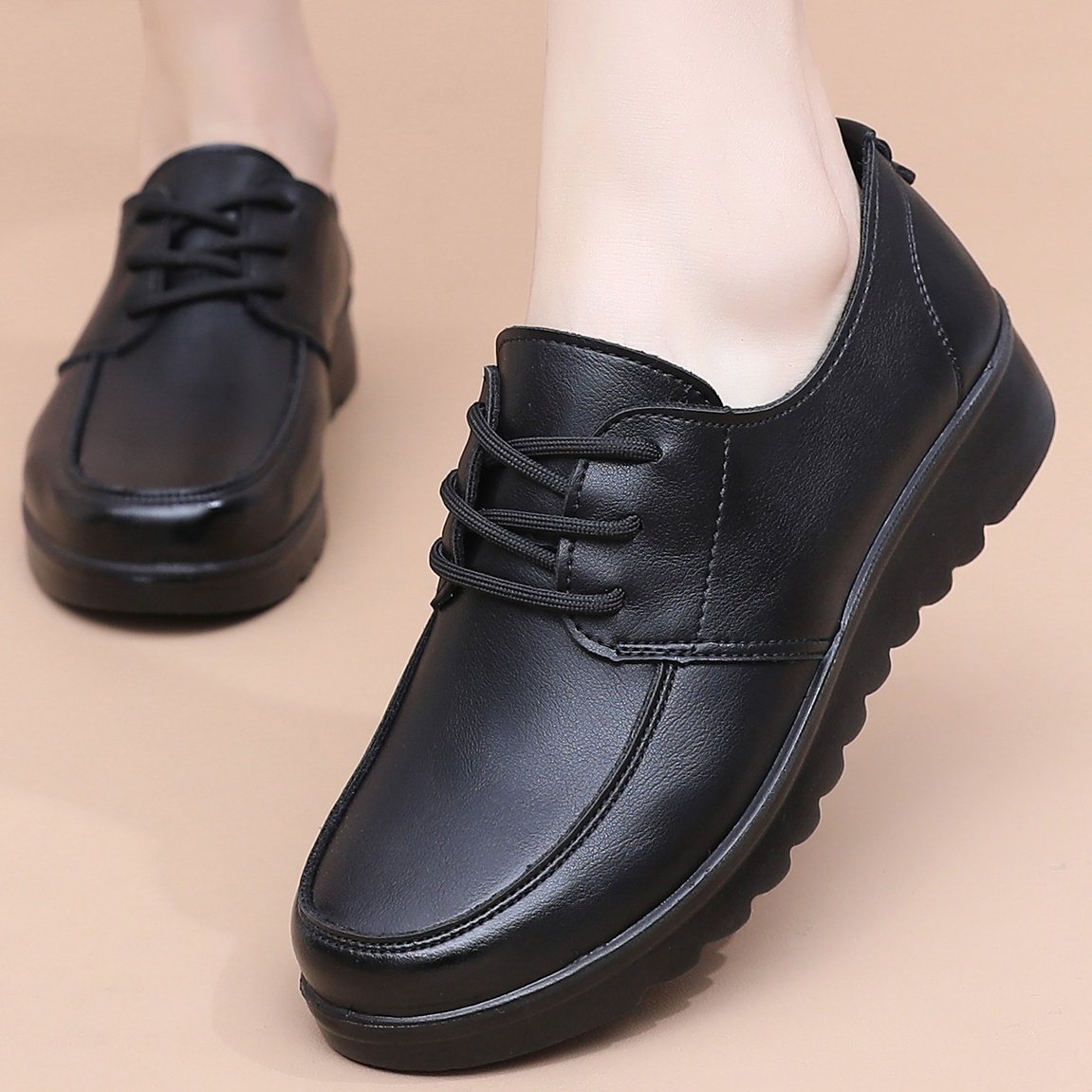 女鞋上班久站不累脚妈妈鞋春秋软底防滑防水皮鞋子厨房工作鞋黑色,淘宝优惠券,粉丝福利购,淘宝优惠卷