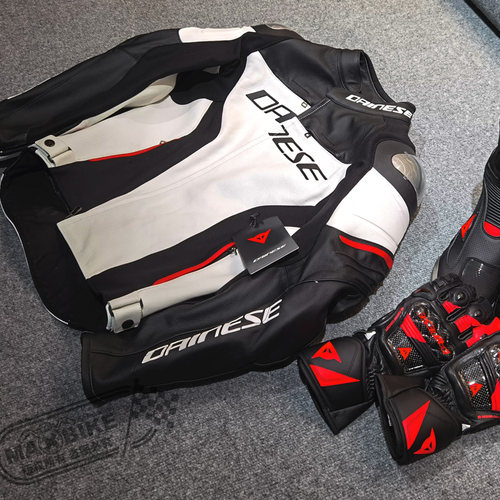 DAINESE丹尼斯RACING 3摩托车赛车皮衣机车竞技骑行服钛合金皮衣 - 图3