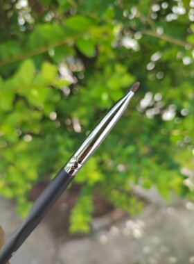 艾诺琪化妆刷大师系列m139小马毛细节眼影刷卧蚕刷小号眼影微瑕疵