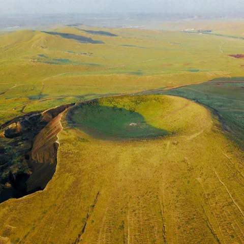 内蒙古旅游草原沙漠乌兰哈达火山大红山黄花沟莲花酒店多日定制游,淘宝优惠券,粉丝福利购,淘宝优惠卷