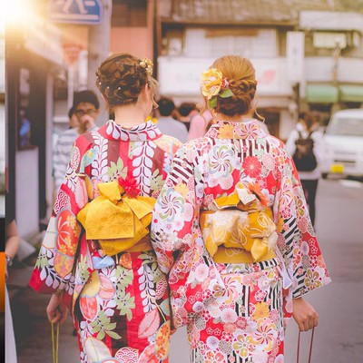 日本京都锦成和服租赁预约体验预订伏见稻荷清水寺外景跟拍 - 图0