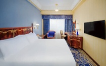 The standard large bed room of the Beijing Hotel in Macau