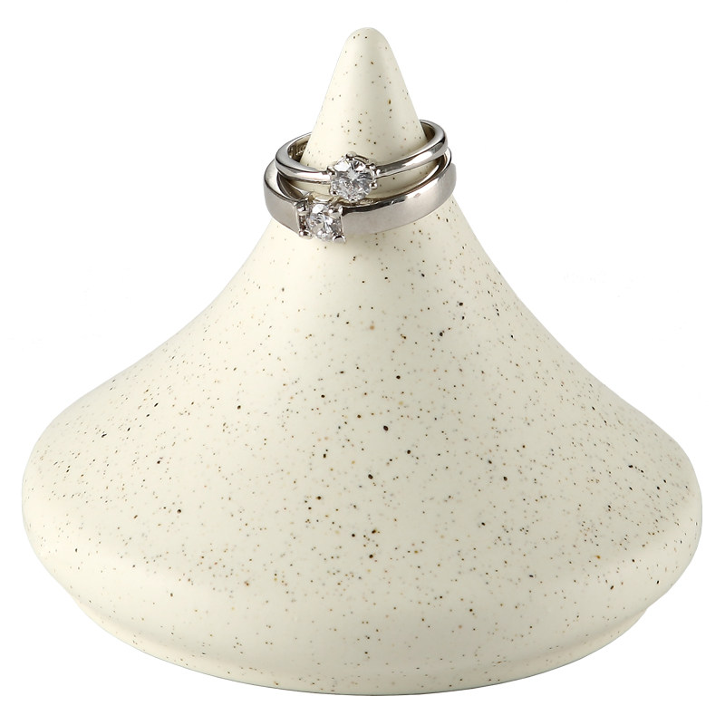 Ceramic ring storage jewelry storage seat bathroom