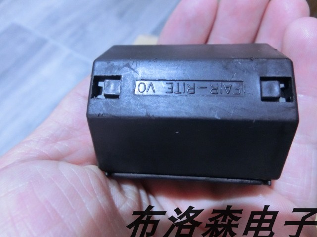 FAIR-RITE 0431176451 卡扣式铁氧体EMI磁环 18MM内径 300MHz - 图2