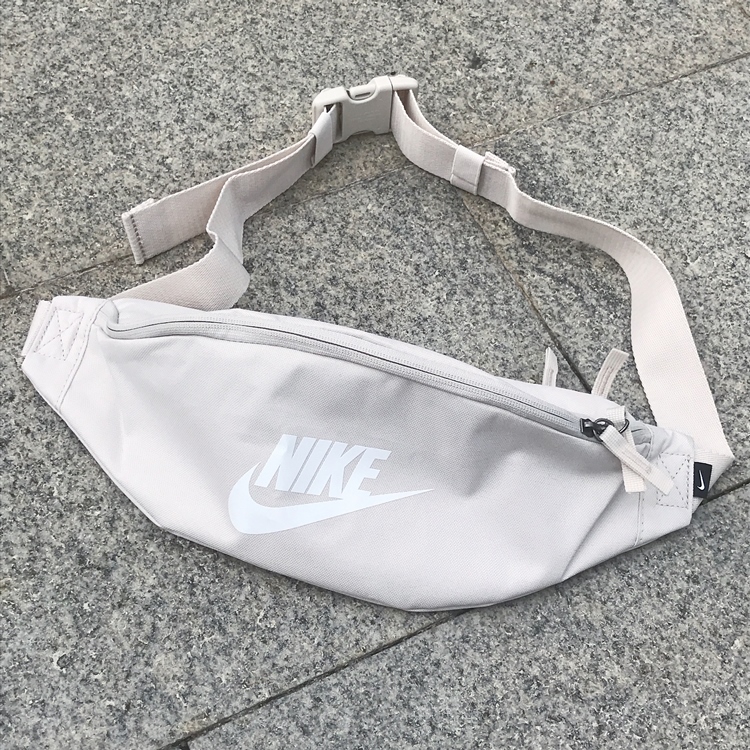 耐克/Nike 男包女包腰包纯色胸包斜挎包CK0981-104 BA5750-321 - 图1