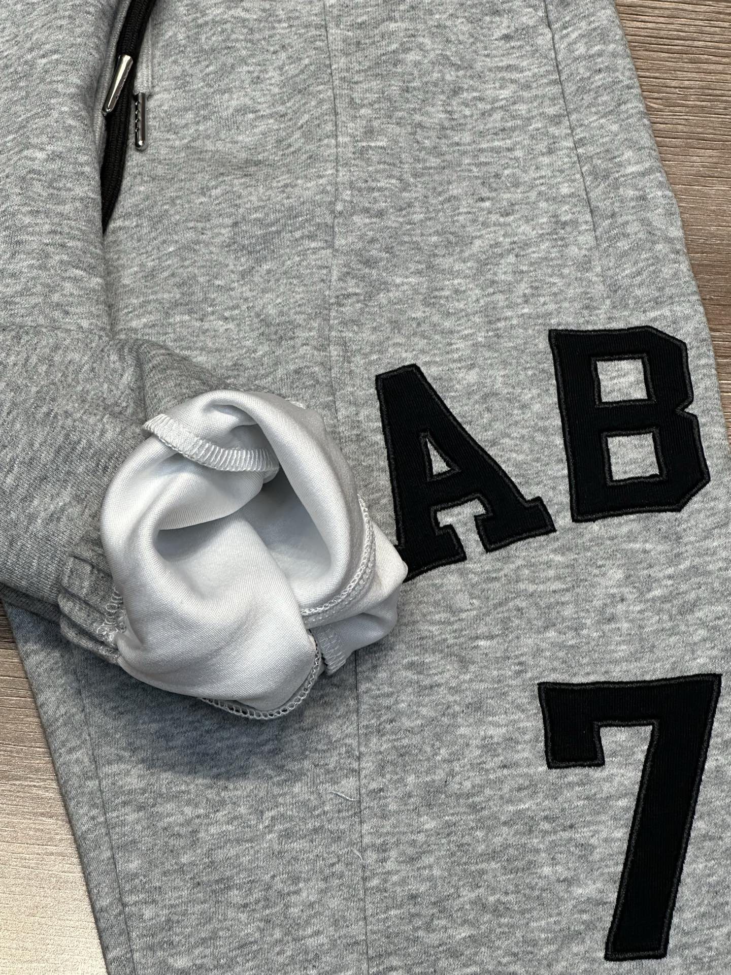 男女童休闲贴布字母运动长裤 25秋冬款儿童休闲运动长裤 卫裤,淘宝优惠券,粉丝福利购,淘宝优惠卷