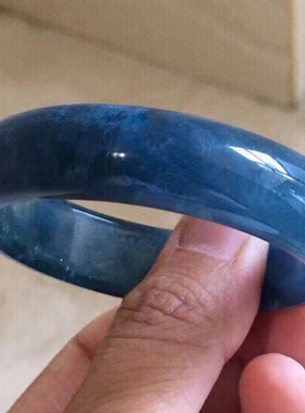 天然冰种海蓝宝魔鬼蓝色