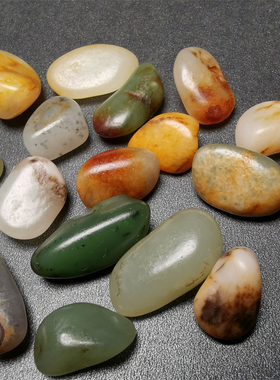 和田玉籽料原石多种皮色手链