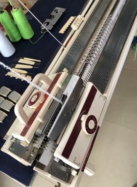 兄弟牌编织机三针机KH230 /KR230双针板套机