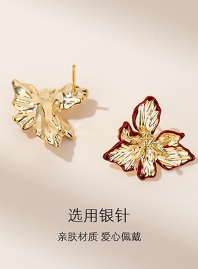 鸢尾花肌理金色耳饰女