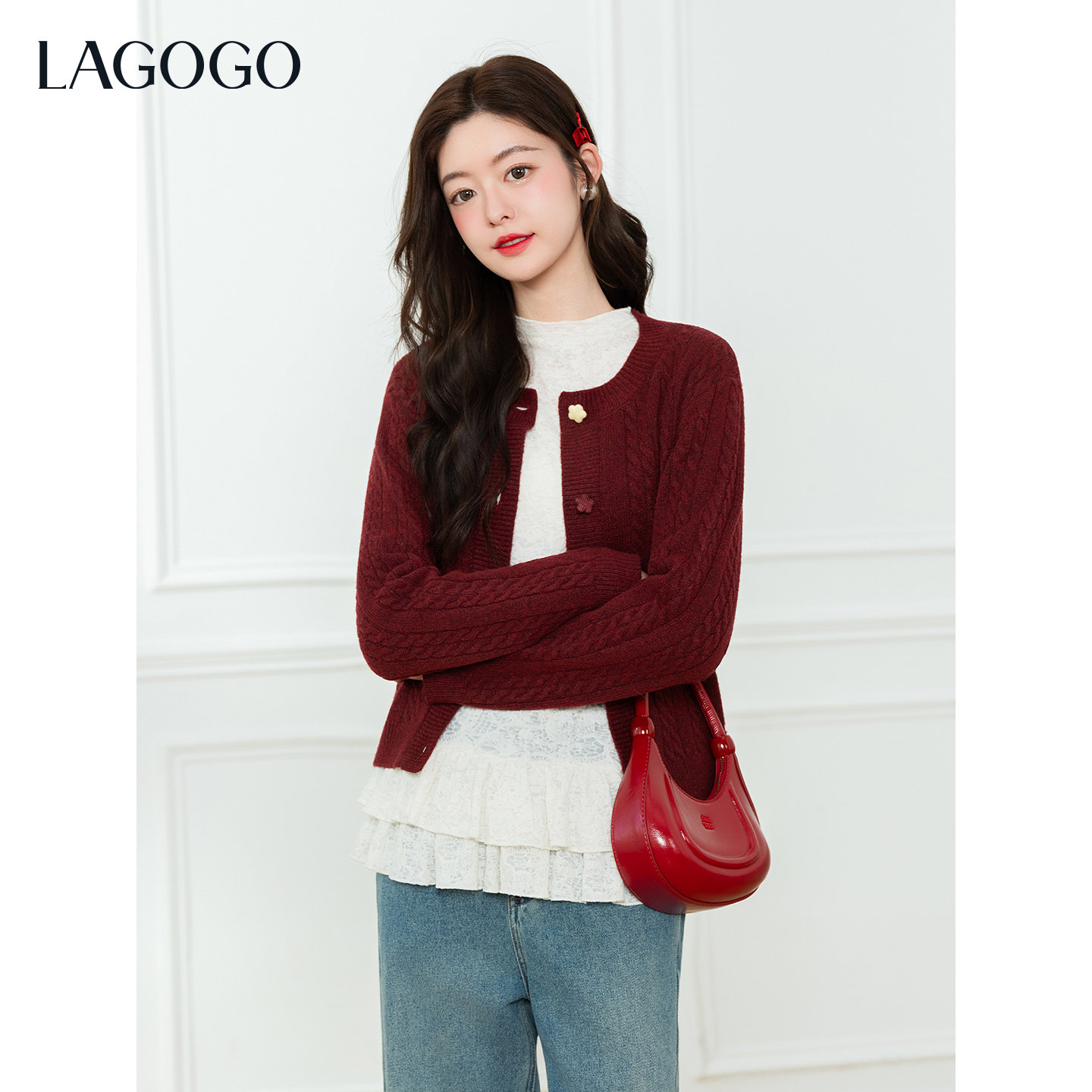 LAGOGO红色显白彩扣毛衣女拉谷谷2026新春节日氛围感针织保暖外套,淘宝优惠券,粉丝福利购,淘宝优惠卷