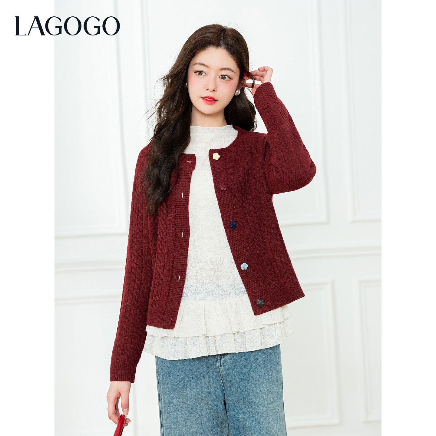 LAGOGO红色显白彩扣毛衣女拉谷谷2026新春节日氛围感针织保暖外套,淘宝优惠券,粉丝福利购,淘宝优惠卷