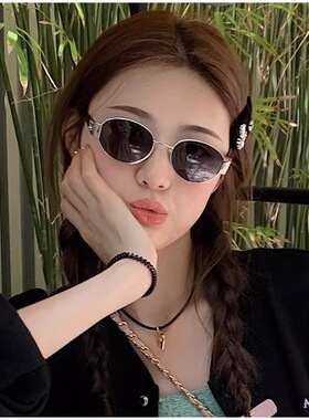 Lisa同款墨镜女美式复古金属小框圆脸高级感椭圆形网红街拍凹造型