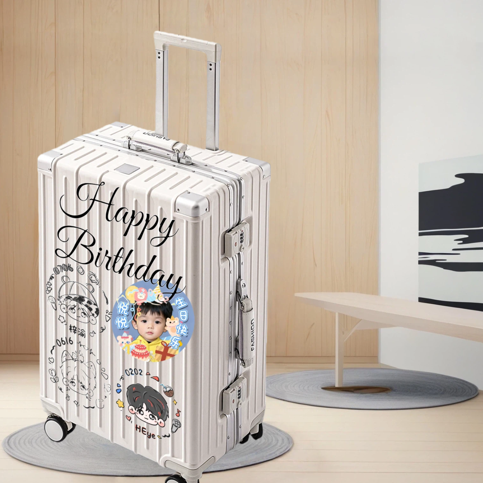 明星同款行李箱大容量高颜值拉杆箱女定制图案logo男士24寸28周边,淘宝优惠券,粉丝福利购,淘宝优惠卷