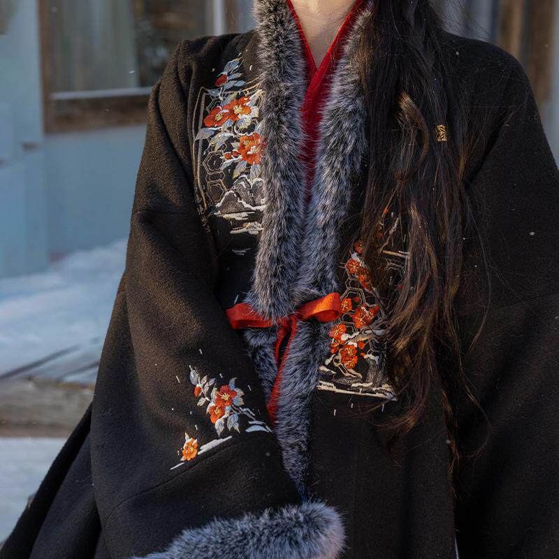 拟梦雪中客 宋制对襟长袄丝绒破裙飞机袖原创汉服秋冬圈毛呢大衣,淘宝优惠券,粉丝福利购,淘宝优惠卷