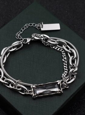手链男潮ins冷淡风小众设计女轻奢个性暗黑高级灰钻情侣钛钢手环