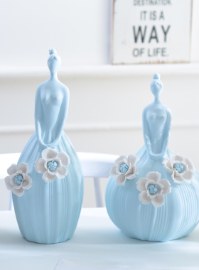 电视柜陶瓷花仙子闺蜜新婚装饰品