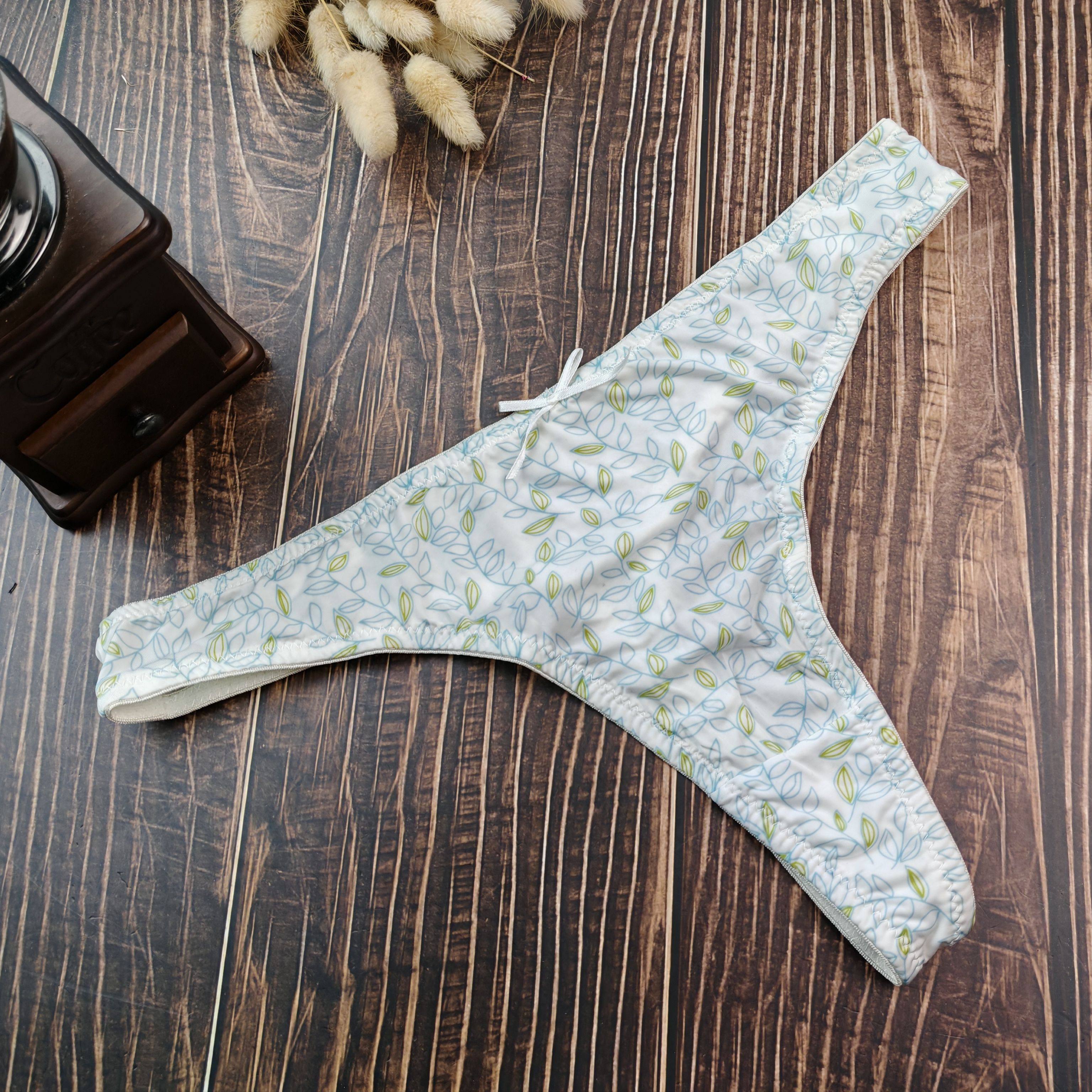 38/40 42/44清新印花冰丝牛奶丝女士丁字裤透气舒适大尺码内裤,淘宝优惠券,粉丝福利购,淘宝优惠卷