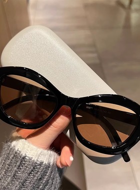 前卫个性太阳镜女2025新款欧美风网红街拍时髦潮人墨镜高级感ins