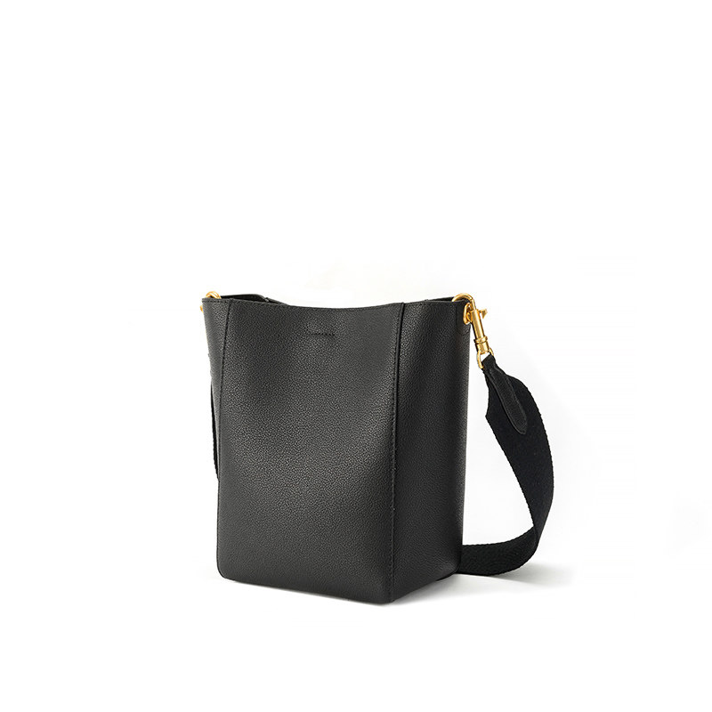 网红款gleee真皮2根宽肩带水桶包 gleee女士包袋