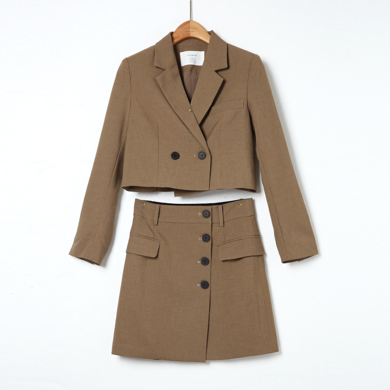 梵凯女西装套装2024秋时尚短款西装外套半身短裙两件套,淘宝优惠券,粉丝福利购,淘宝优惠卷