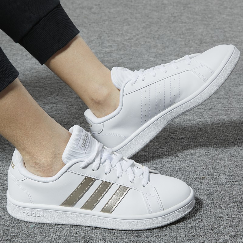 Adidas阿迪达斯女鞋官方旗舰正品2024春季新款运动小白鞋休闲板鞋