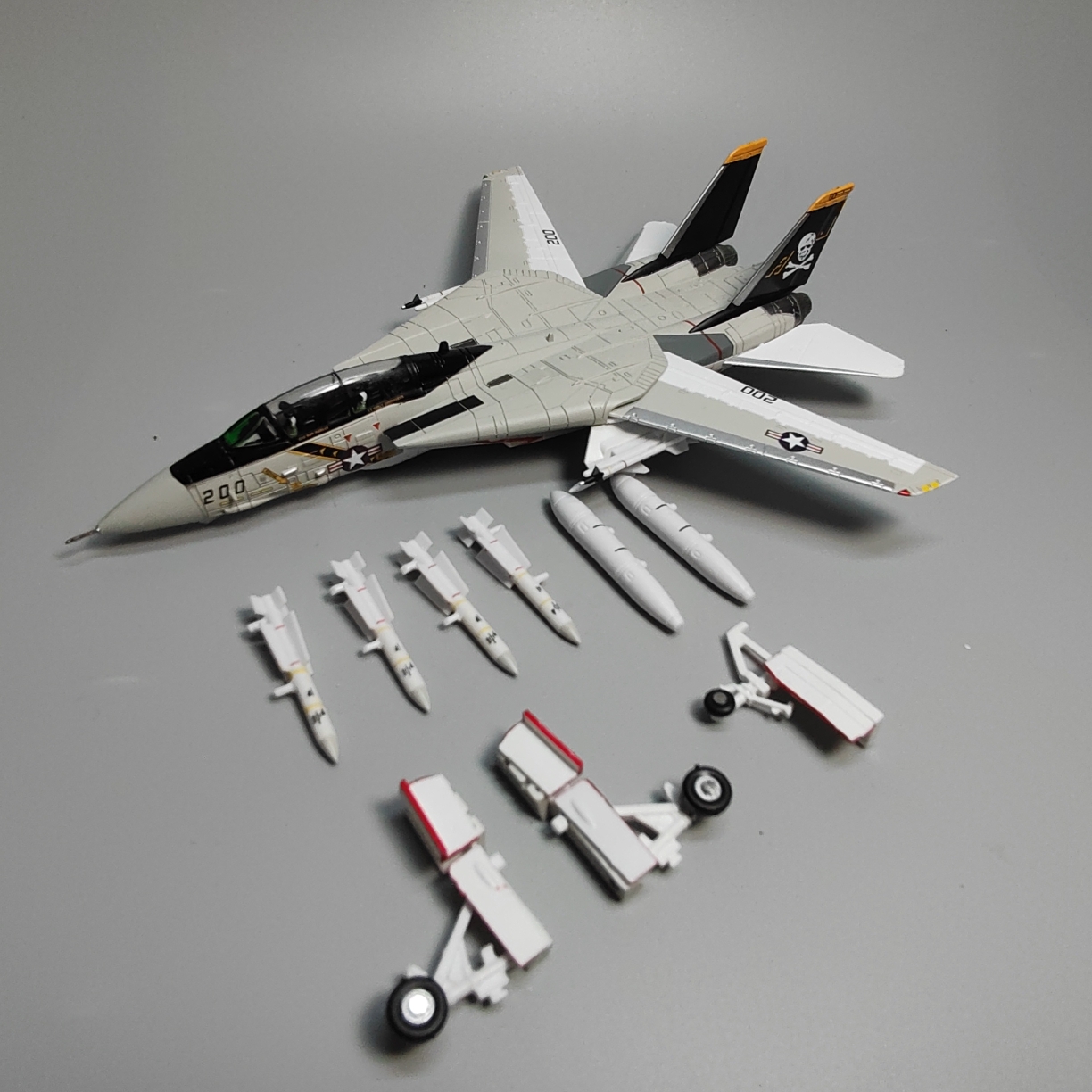 1:100F14F15战斗机合金模型仿真飞机玩具摆件军事微缩摄影道具