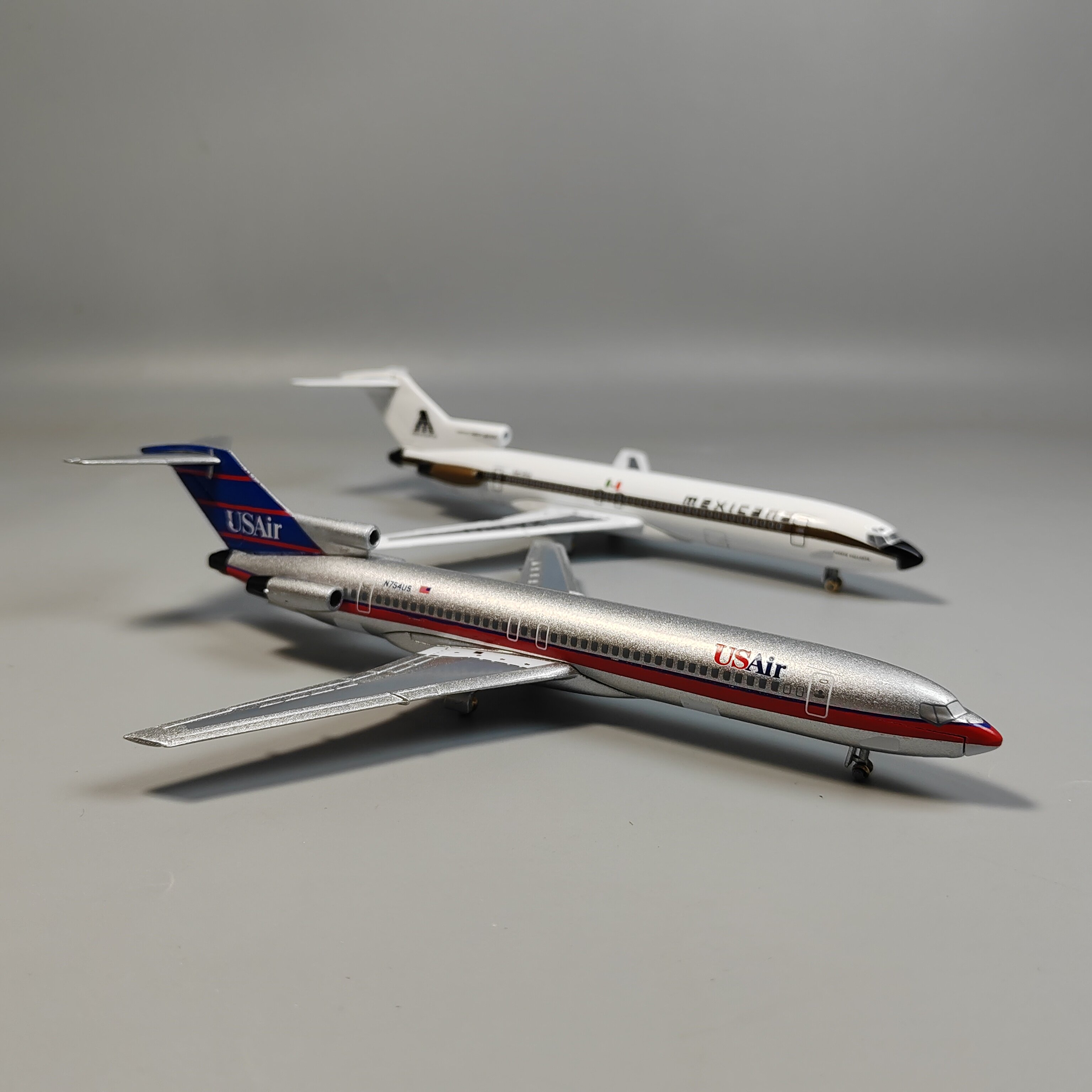 AirMini1:250波音B727-200客机合金模型仿真飞机民航礼物微缩摆件,淘宝优惠券,粉丝福利购,淘宝优惠卷