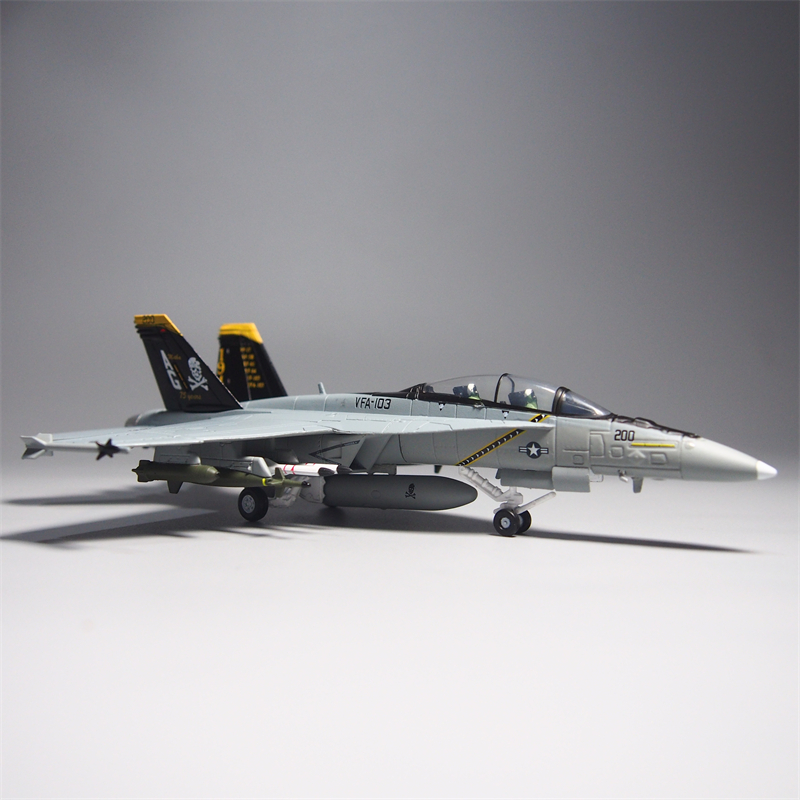 新款1:100F18大黄蜂飞机模型合金壮志凌云赏金猎人中队军事纪念品 - 图0