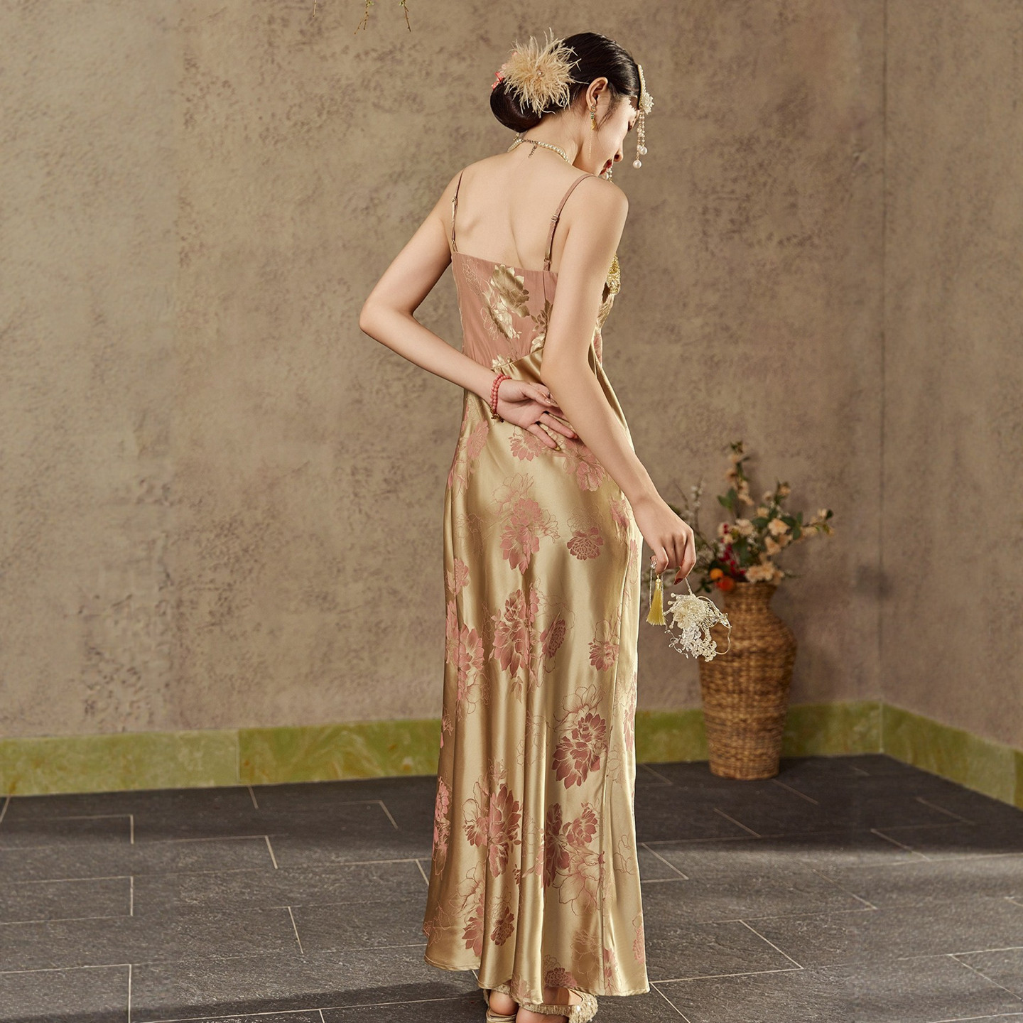 弥蝶【粉黛鎏光】新中式性感牡丹印花人丝吊带长裙国风气质连衣裙,淘宝优惠券,粉丝福利购,淘宝优惠卷