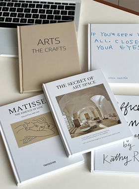 法式封面硬壳笔记本艺术桌面装饰摆件卡纸创意简约高级感拍照道具